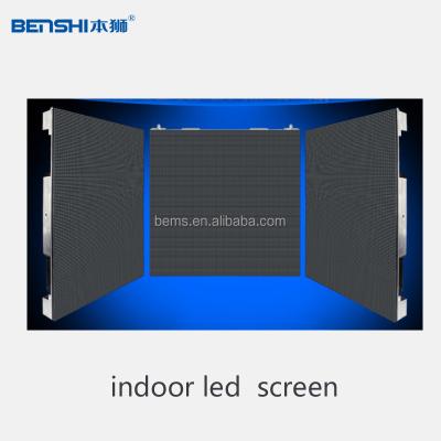 Китай Indoor outdoor led screen customized p2.5p3.5p3.9P4 P6 P10 waterproof digital signage and display digital signage frame продается