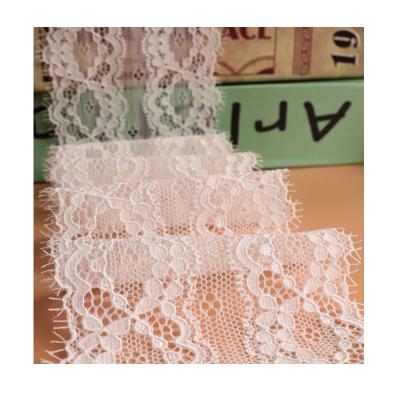 China Good Quality Workable White Elastic Spandex Nylon Lace Trim For New Design for sale