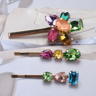 China 2022 Vintage INS Style Fashion Retro Rhinestone Decorative Alloy Hairpin Stained Glass Rhinestone Hair Clip Ladies Hair Accessories for sale