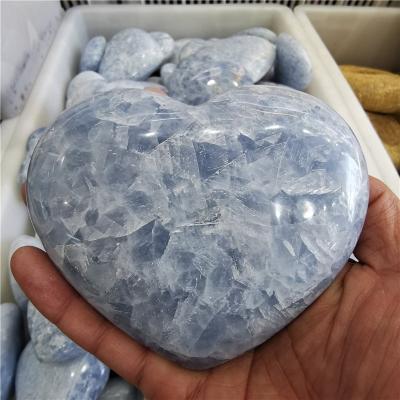 China Wholesale Europe Natural Mineral Crystal Polished Blue Kyanite Quartz Crystal Heart for sale