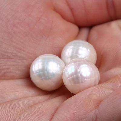 China Freshwater Pearl 13-14mm Carve Freshwater Pearl Loose Round Pearl Beads for sale