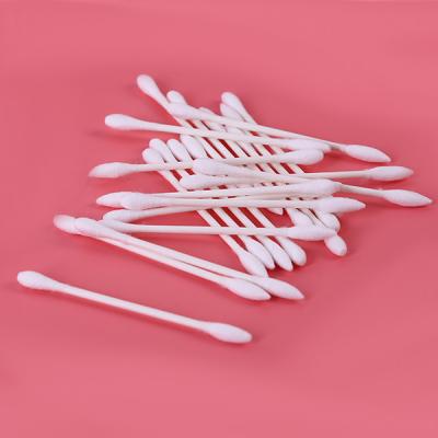 China Ethical Pure Tiny Cotton Swabs Plastic Sticks Long Handled For Cleaning Ears for sale