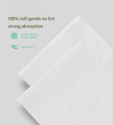 China 70x140cm Biodegradable 1pcs/Bag Disposable Bath Towel for sale