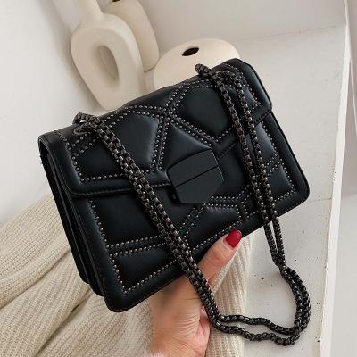 China Designer PU Leather Crossbody Bags water proof rivet chain brand for women 2020 shoulder bag handbags for sale