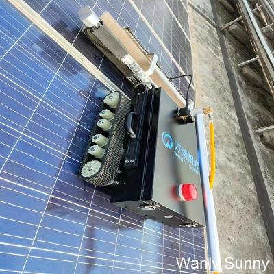 China Máquina de limpeza solar Wanlv Sunny Solução para lavagem de painéis em Wuxi à venda