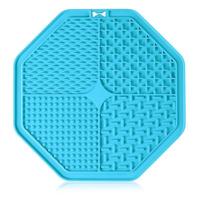 China Silicone Pet IQ Treat Mat Dog Lick Mat and Fun Alternative to Slow Down Driver Dog Bowls Nose Mat and Dog Puzzle Toys for sale