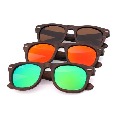 China Environmental Friendly High Quality Brown Frame With Rivet Bamboo Wood Sunglasses for sale