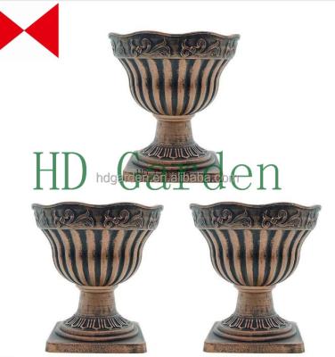 China Easy Garden Plastic Antique Planter for sale