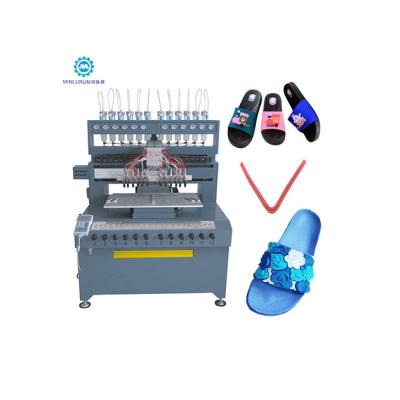 中国 Cloth Bag Shoes Charm Label Logo Patch Sticker Making PVC Silicone Dispenser Machine 販売のため