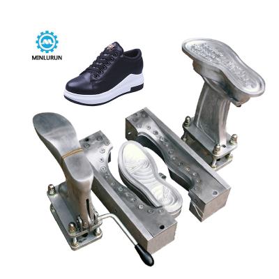 China Outsole Mold Shoe Sole Moulds For Desma Machine Ladies Shoes Making Fashion Casual Footwear Mould Design à venda