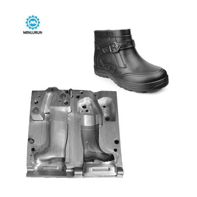 China EVA injection rain-boot mould waterproof shoes casting die snow shoe mold for Uzbekistan à venda