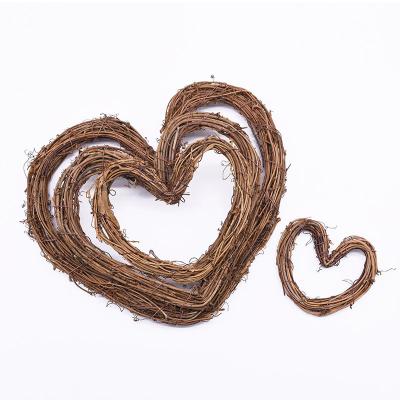 China Wholesale DIY Straw Door Wreath Natural Rattan Vine Garland Christmas New Year Decorations for sale