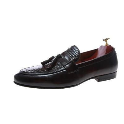 China 2021 New Winter Shoes Business Men's Anti-Slippery Shallow Leather Shoes Shape Sharp Casual Dress Shoes for sale