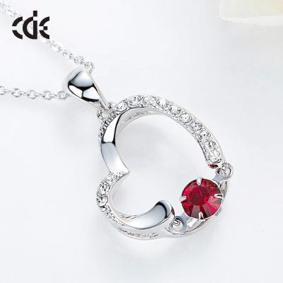 China CLASSIC Wife Necklace from Crystal Heart Modern Jewelery Hot for sale