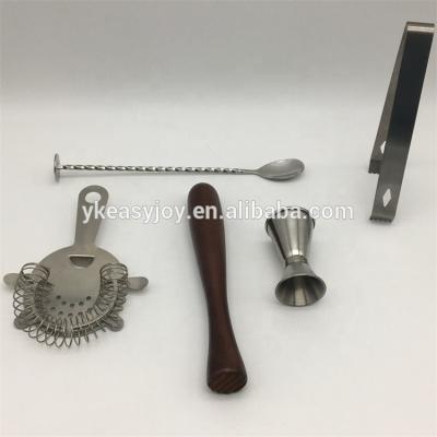 China Viable Bartender Cocktail Bar Tool Bases Jigger Spoon Messy Person Accessory Sieve Pourer Zester for sale