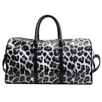 China Fashion Leopard Cylinder Tote Women Pu Leather Weekend Short-Distance Travel Fitness Bag Outdoor Wohlbege for sale