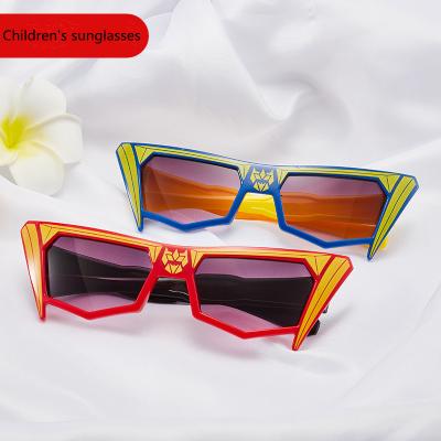 China New fashion anime cartoon fashion baby trend sunglasses cute superman sunglasses kids sunglasses for sale