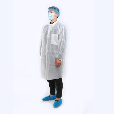 China PE medical nonwoven protective isolation gowns pp/pe isolation gown protective equipment safety clothing with manufacturer price for sale