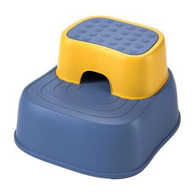 China Baby Bathing Baby Step Stool Children's Stool Hand Washing Material 2 Steps Kids Stool Safe Chair for sale