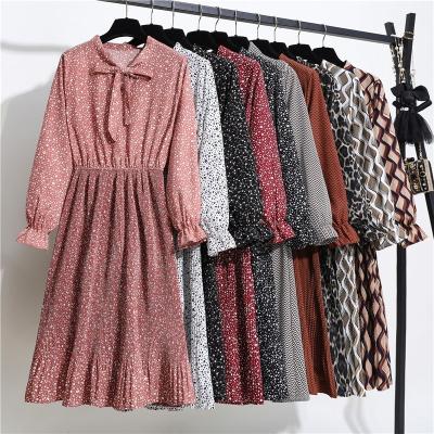 China Anti-Static Fashion Style Summer Shirt Dress Korean Women Party Chiffon Vintage Dot Floral Long Sleeve V-Neck Pleated Office Dress for sale