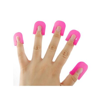 China Hot Selling 26pcs Beauty Finger Nail Plastic Nail Polish Edge Anti-flood Gauge Clip Manicure Protector Tool Kit for sale