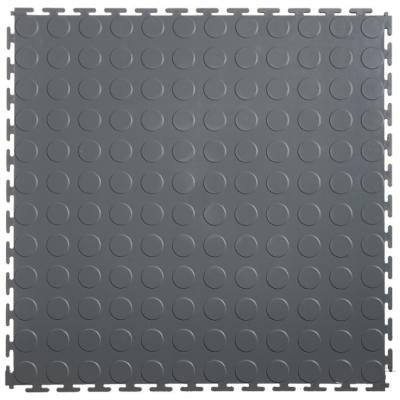 中国 Gray Interlocking Vinyl Floor Tile 500*500mm Coin Surface For Use In Garages Workshop And Factories 販売のため