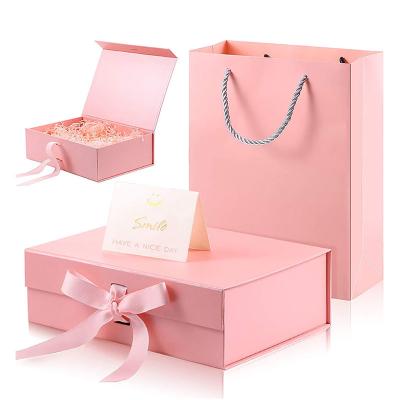 China Recycled Materials Paper Drawer Box Deluxe Wig Boxes Egg Carton Black Around The Heart Custom Creative Chocolate Magnetic Packaging Gift Box for sale