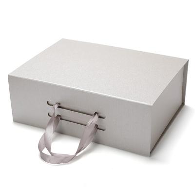 China 2022 Hot Sale Recyclable Paper Box Ad New Design Packing Box Paper Box For Dress for sale