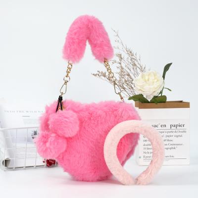 China Fashion Winter Cute Headband Bags Faux Fur Matching Handbag Sets Heart Shape Handbags Warm Fur Purse for sale