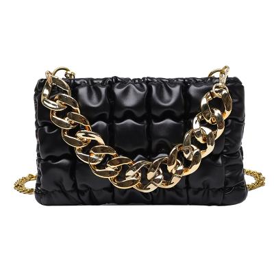 China Fashion Wholesale Diamond Pleated Lattice Chain Designer Clips Women Famous Brands Bags Women Handbags Ladies Shoulder Handbags for sale