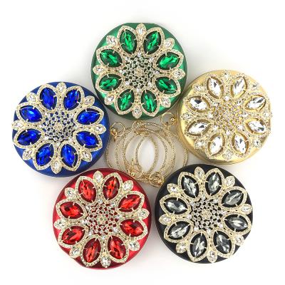 China 2021 high quality trend circle with gem women evening clutch purses elegance chain evening clutches for sale