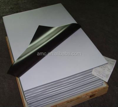 China PVC Industrial Lamination Rubber Magnet Flexible Rubber Magnetic Sheet (Roll) for sale