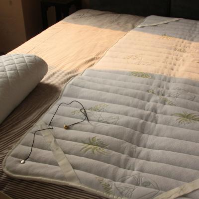 China Foldable Aloe Health Aromatherapy Mattress for sale