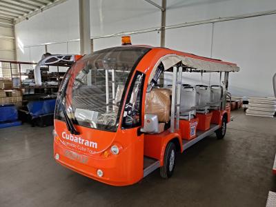 China Autobús cerrado de 17 plazas con batería de litio de nueva energía con color y logotipo personalizables adecuado para recogida en el aeropuerto y turismo en lugares escénicos en venta