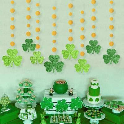 China Beautiful 2022 New Colorful St Patrick's Day Lucky Shamrock String Flag St Decoration. Patrick's Day Party Decoration for sale