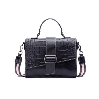 China High Quality Simple Cloth Flip Pattern Crocodile Closure Design Fashion Ladies Magnetic Handbag for sale