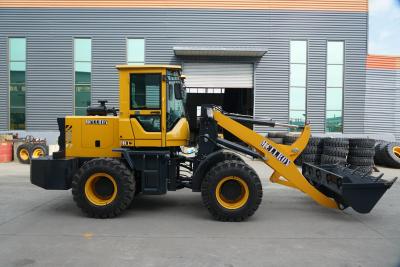 Cina Mini 1,5 altezza di dumping multifunzionale di Ton Wheel Loader 3200mm in vendita