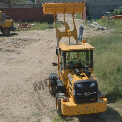 中国 Articulated Front End 1.5 To Wheel Loader 42 KW Engine Power 販売のため