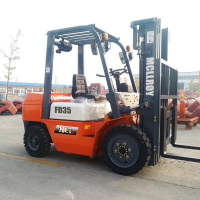 China 35.4KW Counterweight Forklift Operating Weight 3500kg 3.5 Ton FD35 zu verkaufen