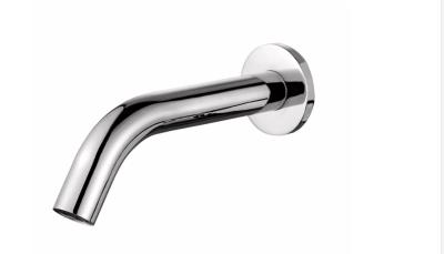 China Grifo encubierto pared sanitaria elegante del lavabo del golpecito de agua de las mercancías de Chrome en venta