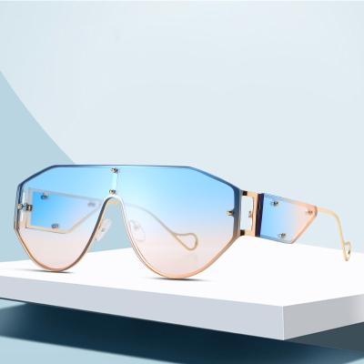 China Fashion Sunglasses 2020 New Oversized Polygon Sunglasses Women Shape Big Frame Gradients Sunglasses for sale