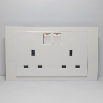 China PC & 118 copper phosphor outlet salable BS double pole UK switch slam-shut type outlet for sale