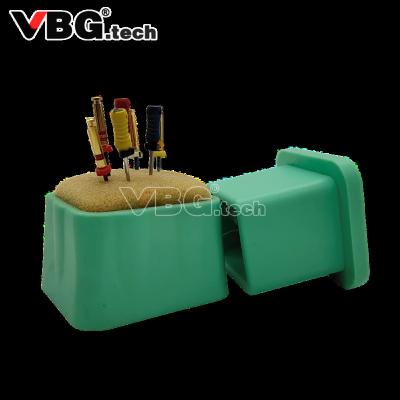 China Compact Size and Lightweight Autoclavable Box Root Canal File Holder with Foam Around Endo Stand Cleaning Foam Sponges File Holder for sale