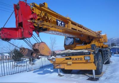 Chine 50T a utilisé la grue SS500 Malaisie Bangladesh Arabie Saoudite de terrain accidenté de grue de Kato à vendre