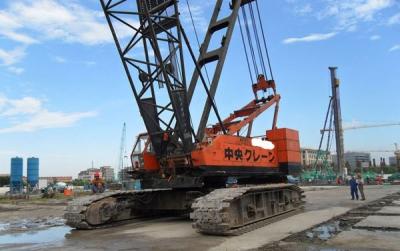 China 150T benutzte Hitachi-Raupenkran KH700 Singapur Korea Repräsentanten. Syrer Uzbekstan zu verkaufen