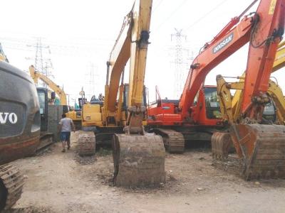 Chine PC200-8 KOMATSU a utilisé l'excavatrice à vendre des excavatrices défonceuses à vendre