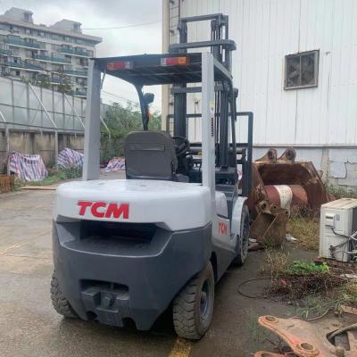 Chine Chariot élévateur utilisé de Tcm 3 tonnes, Fd30 étapes manuelles diesel du chariot élévateur 4.5m avec le décalage latéral à vendre à vendre