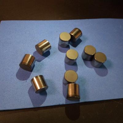 China Manufacturer PDC cutter 1304 1308 PDC inserts 1913 1613 1308 PDC cutters for PDC cutter bit for sale