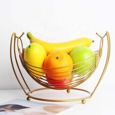 China Viable Wholesale Hollow Moon Shape Fruit Storage Gold Wire Fruit Basket for sale