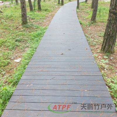 Cina Pavimento per terrazzi personalizzato Pavimento per terrazzi in bambù per giardino in vendita